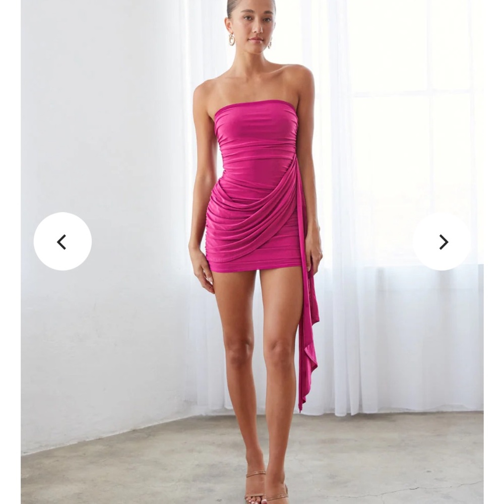 Elegant Pink Strapless Dress